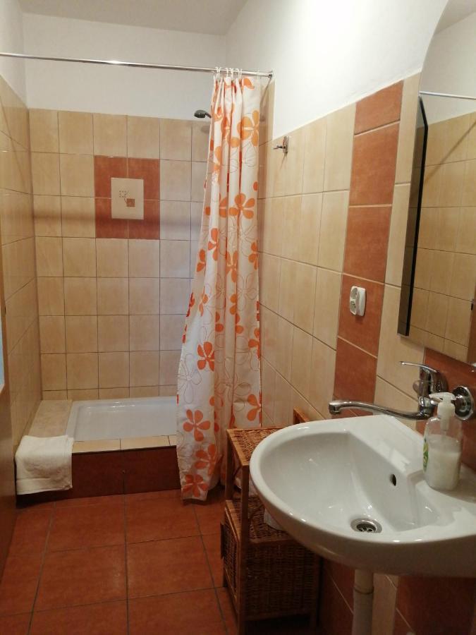 Guest House Kovalik Sucha Hora Экстерьер фото