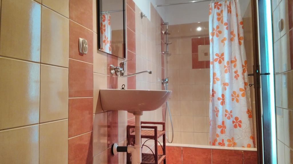 Guest House Kovalik Sucha Hora Экстерьер фото